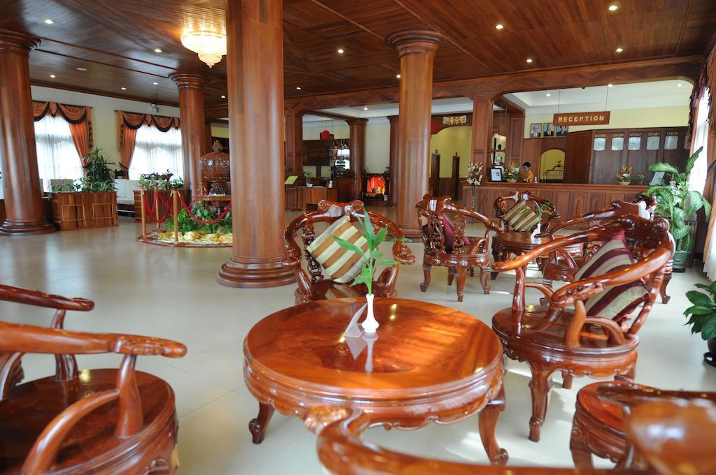 ดารารังสี อังกอร์ โฮเต็ล Hotel เสียมราฐ ภายนอก รูปภาพ
